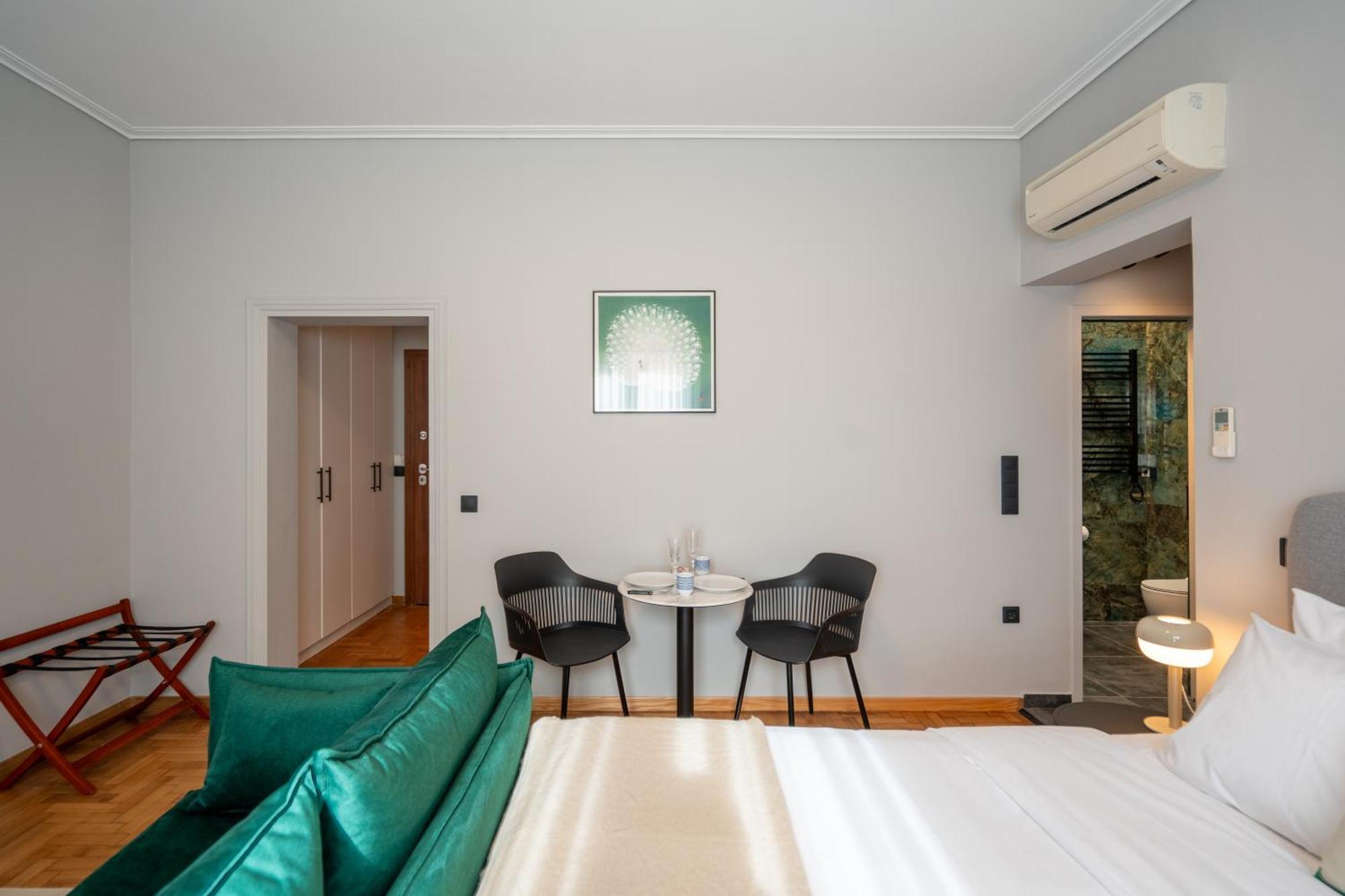 Syntagma Bliss: Athens Hub Atenas Exterior foto